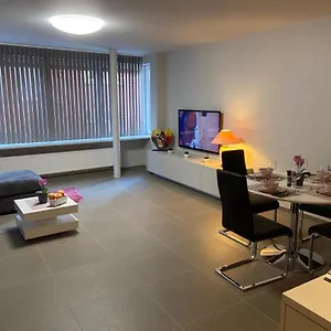 moderne-appartement-aan-zee.hotelsghent.com/