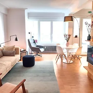 Appartement Bright And Stylish Next To The Sea!, Oostende